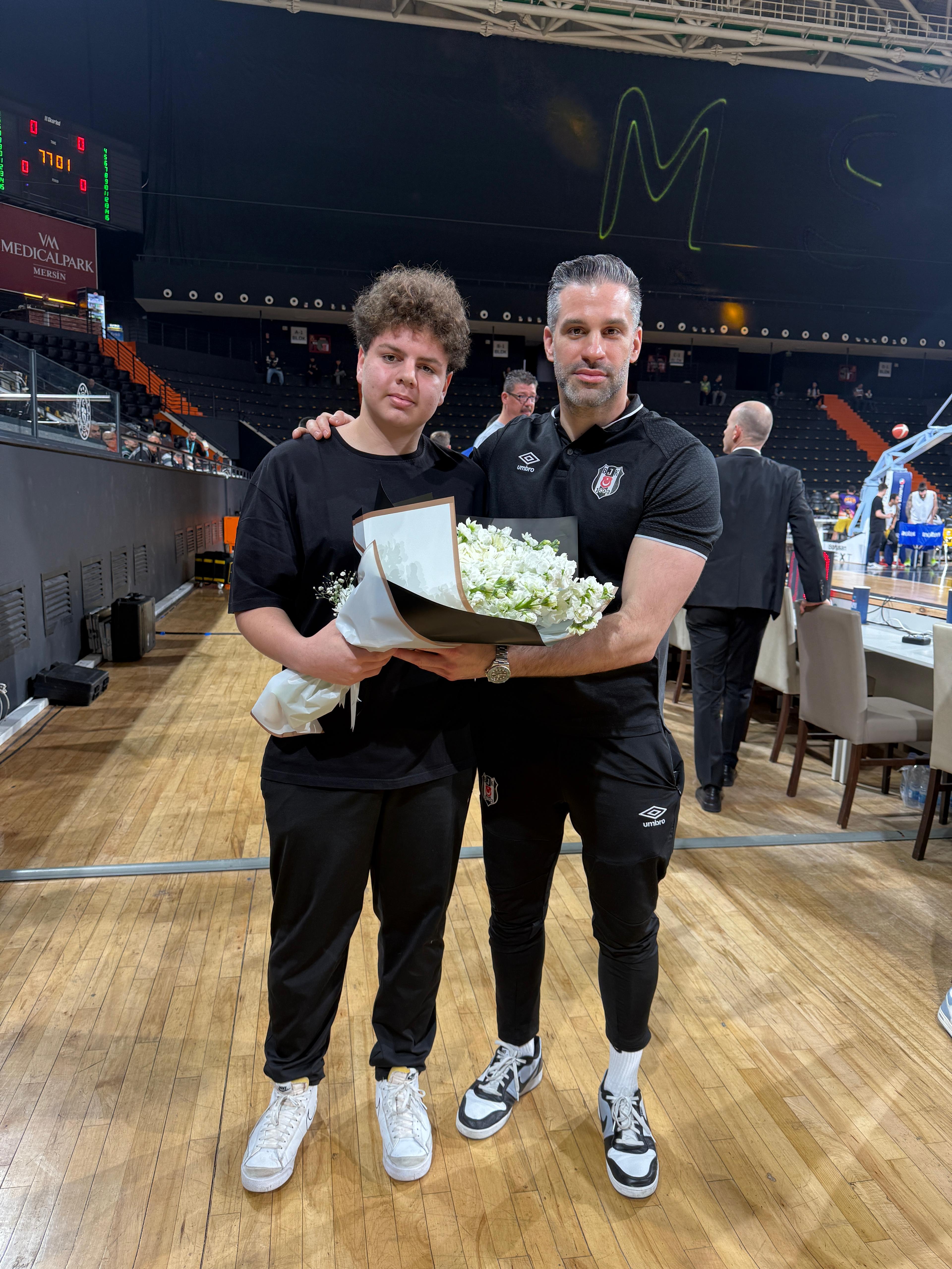 Basketbol Takımımıza Mac Önceçi Ziyaret