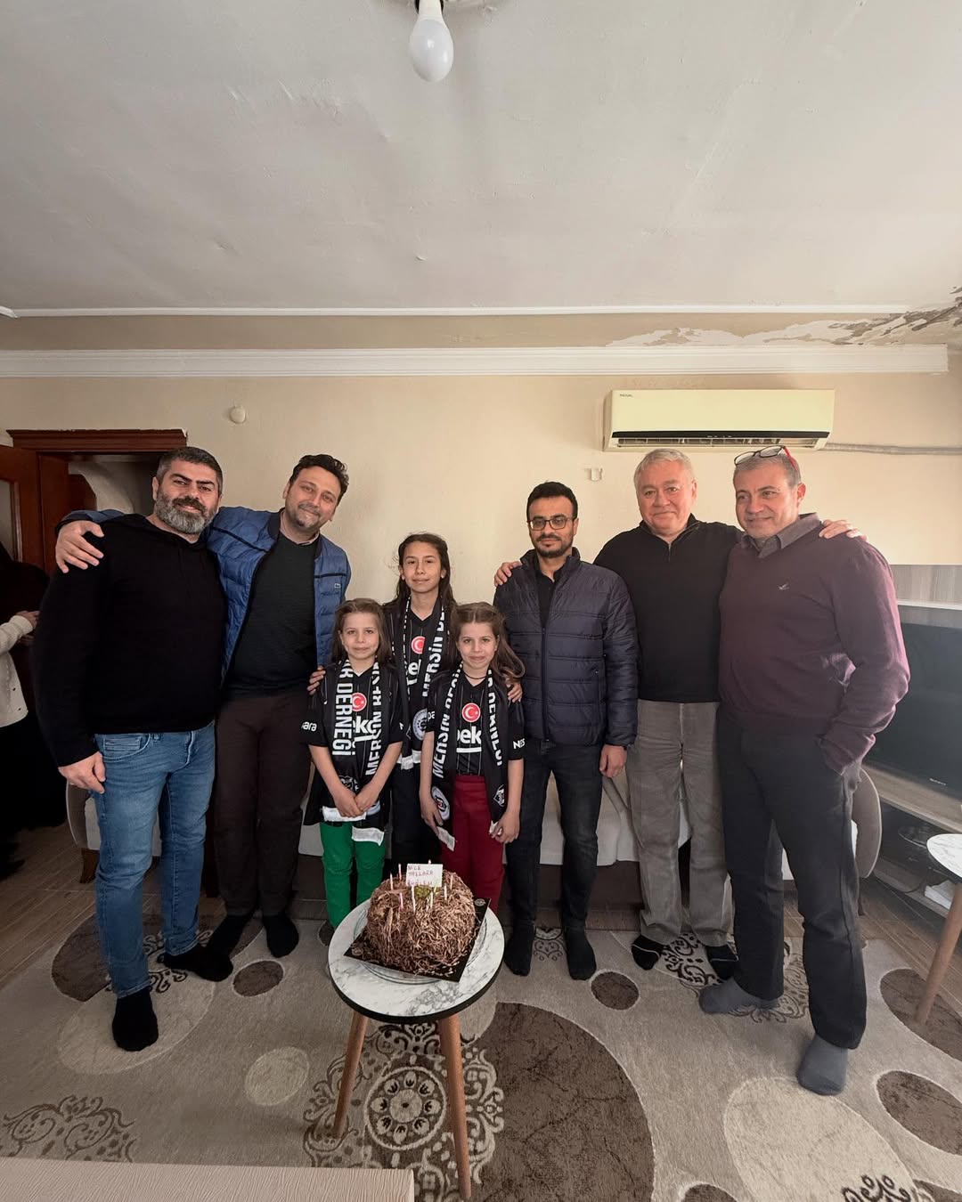  Süpriz doğum günü kutlaması yaptık