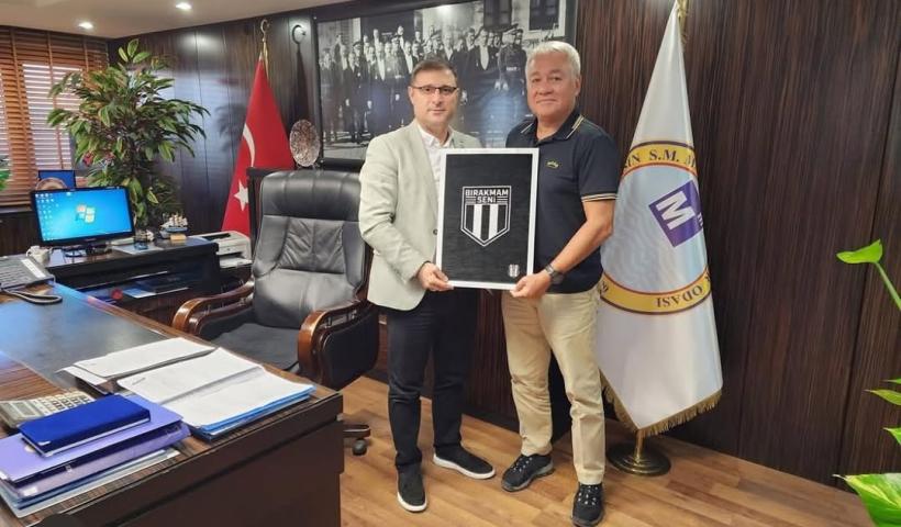 Mersin Serbest Muhasebeci Mali Müşavirler Odası 25. Olağan Genel Kurulu’nda mevcut başkan, Kongre ve Dernek üyemiz Emin Levent Türkili tekrardan başkanlığa seçilmiştir. Beşiktaş Ailesi olarak kendisini tebrik ediyor ve başarılarının devamını diliyoruz.